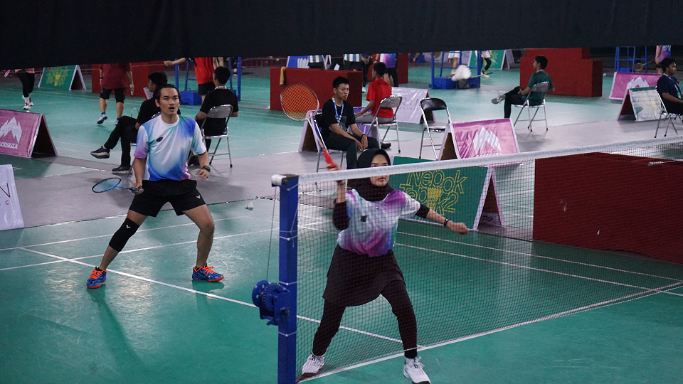 Menembus Dinginnya Malang dengan Smash : Jelajahi 3 Komunitas Badminton Paling Hits Ini!